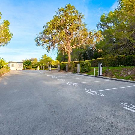 B&B Hotel Antibes Sophia Antipolis Biot Buitenkant foto