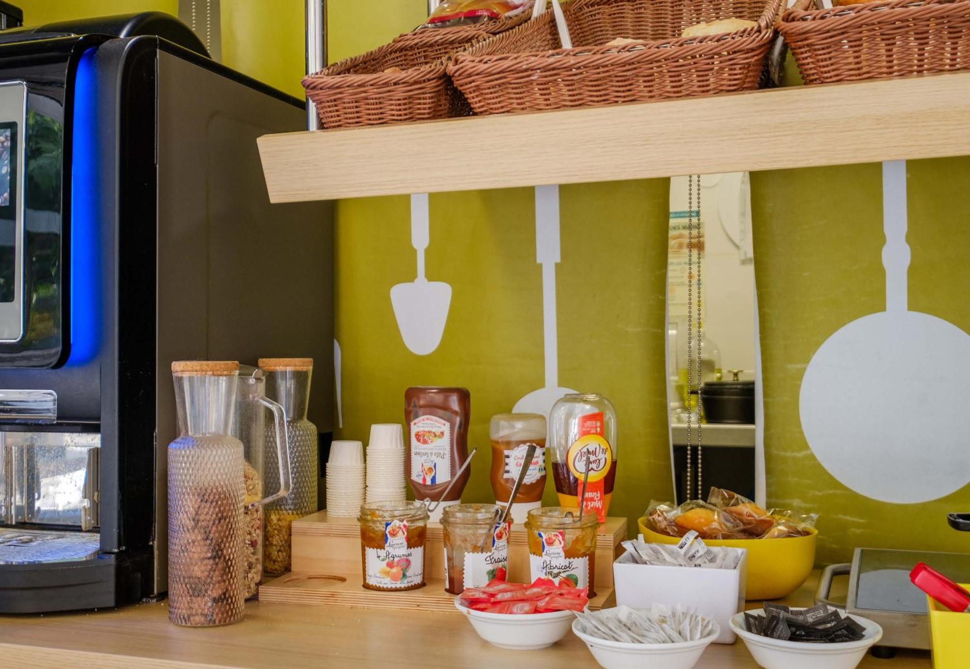 B&B Hotel Antibes Sophia Antipolis Biot Buitenkant foto