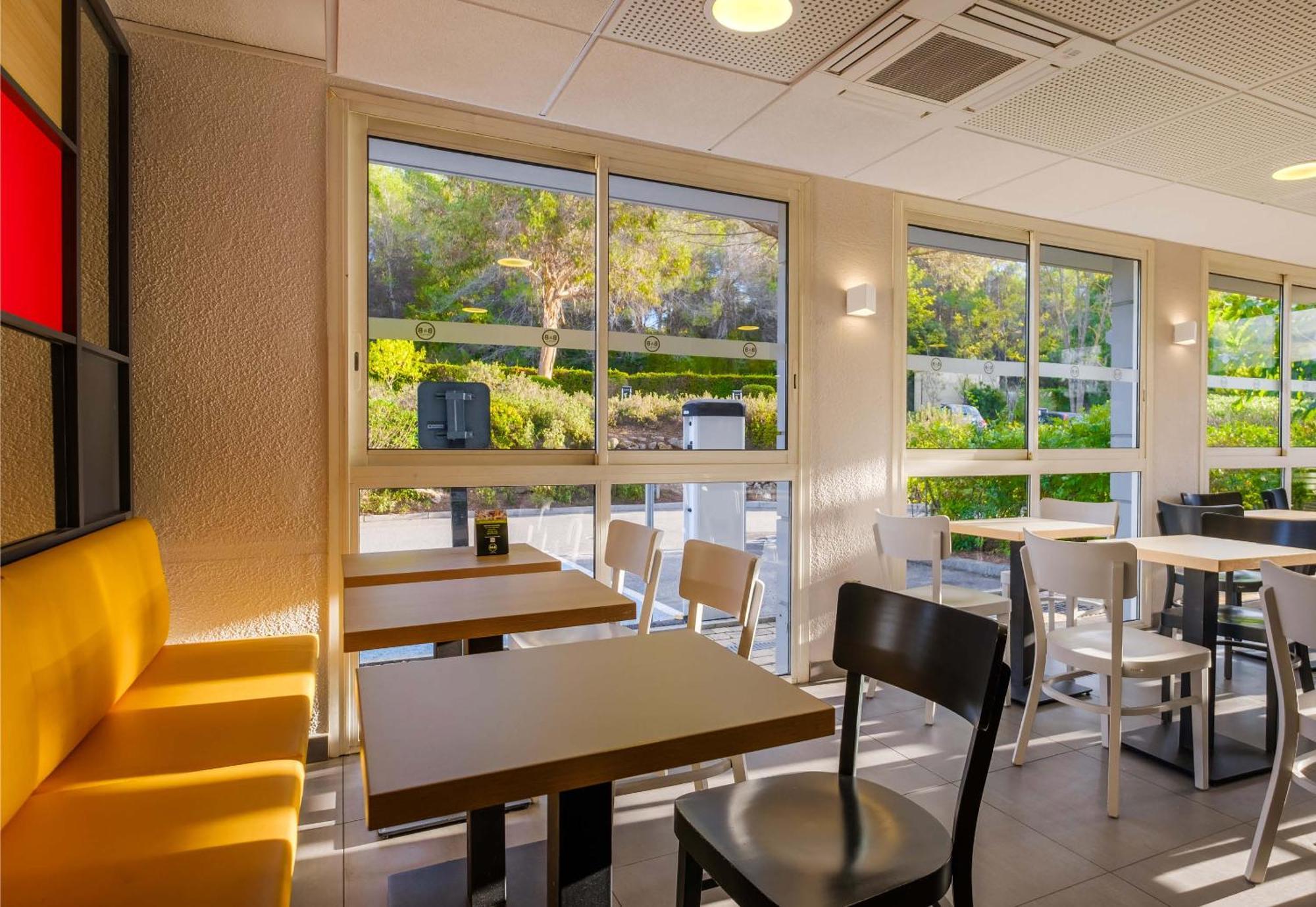 B&B Hotel Antibes Sophia Antipolis Biot Buitenkant foto